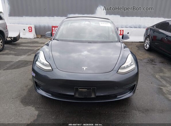 5YJ3E1EB0KF497828 2019 TESLA MODEL 3 Gray Widok zestawu wskaźników