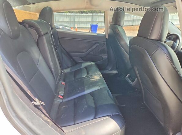 5YJ3E1EB0LF619735 2020 TESLA MODEL White Հետևի նստատեղերի տեսք