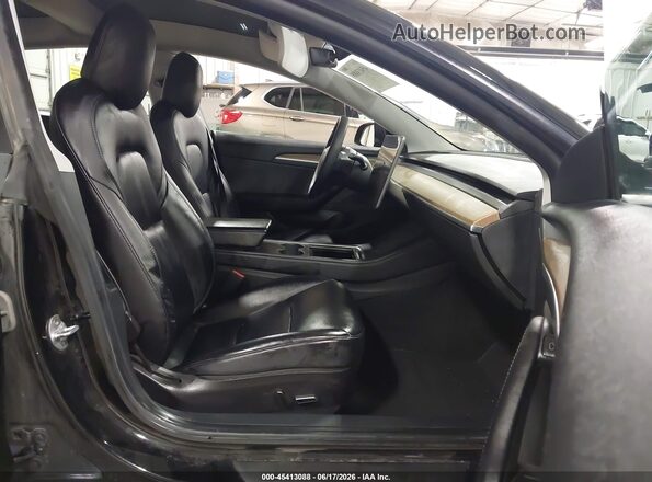 5YJ3E1EB0MF065579 2021 TESLA MODEL 3 Black Widok wnętrza z przodu