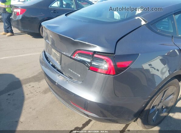 5YJ3E1EB0NF248871 2022 TESLA MODEL 3 Gray 