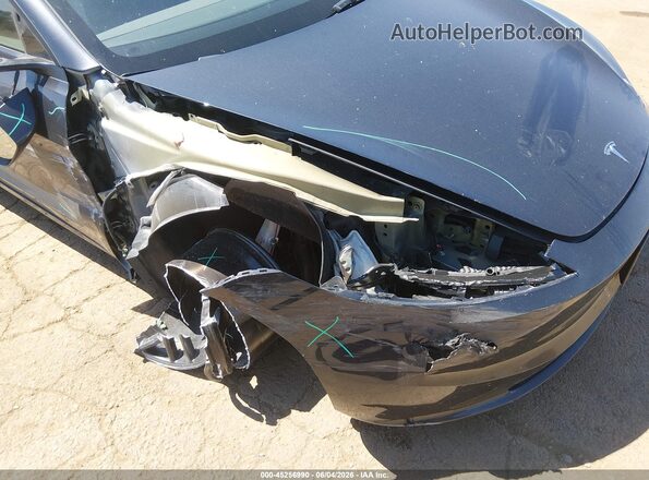 5YJ3E1EB0RF753928 2024 TESLA MODEL 3 Серый Вид спереди