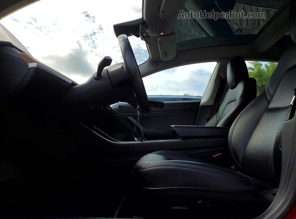 5YJ3E1EB1JF126997 2018 TESLA MODEL Red 