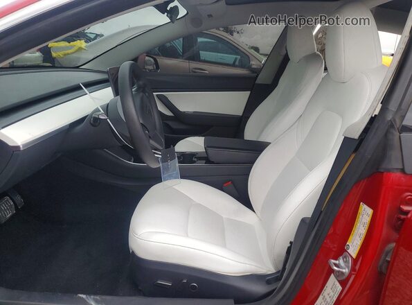 5YJ3E1EB1LF668197 2020 TESLA MODEL Красный Вид салона спереди