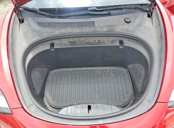5YJ3E1EB1LF668197 2020 TESLA MODEL Красный Вид задней части салона