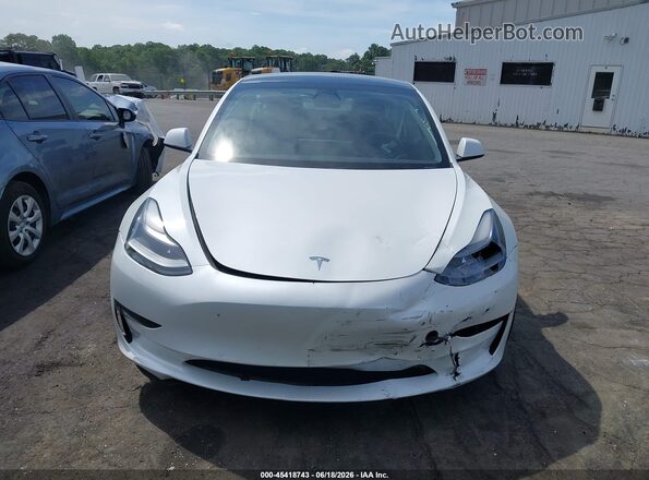 5YJ3E1EB1MF035443 2021 TESLA MODEL 3 Белый Вид панели приборов