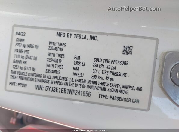 5YJ3E1EB1NF241556 2022 TESLA MODEL 3 Белый Вид подкапотного пространства