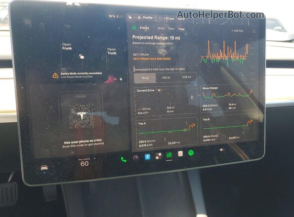 5YJ3E1EB1NF289767 2022 TESLA MODEL Silver Սարքավորումների վահանակի տեսք