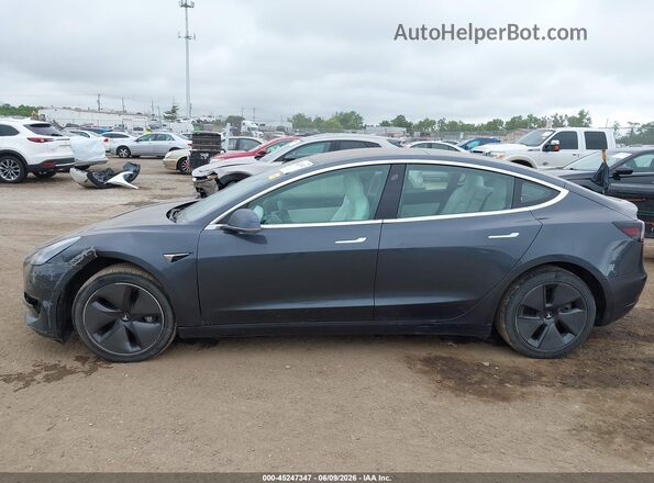 5YJ3E1EB2JF169812 2018 TESLA MODEL 3 Gray 