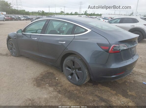 5YJ3E1EB2JF169812 2018 TESLA MODEL 3 Gray 