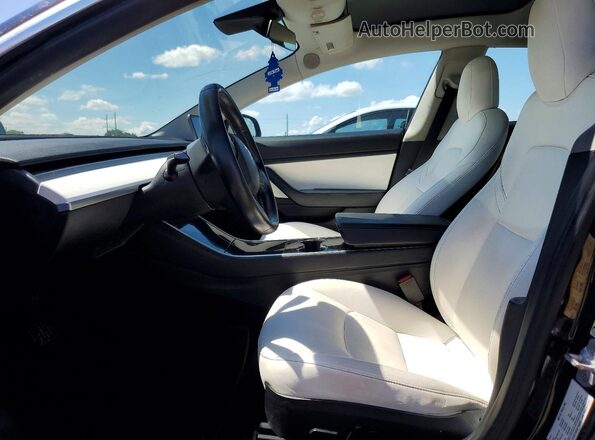 5YJ3E1EB2KF194825 2019 TESLA OTHER Черный Вид салона спереди