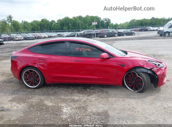 5YJ3E1EB2NF192352 2022 TESLA MODEL 3 Red Вид задньої частини салону