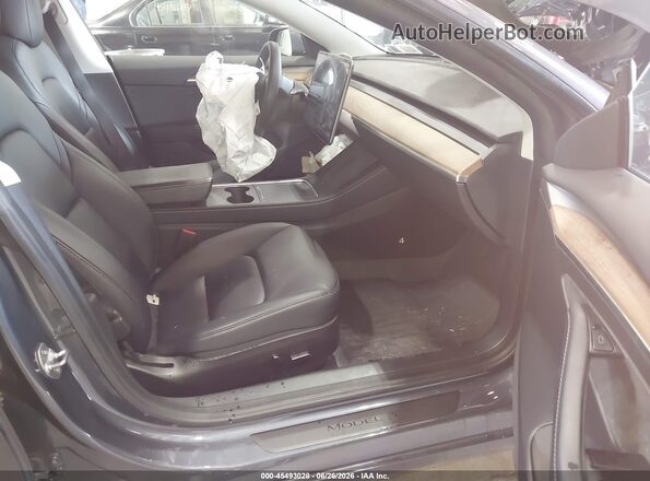 5YJ3E1EB2NF246023 2022 TESLA MODEL 3 Серый Вид салона спереди