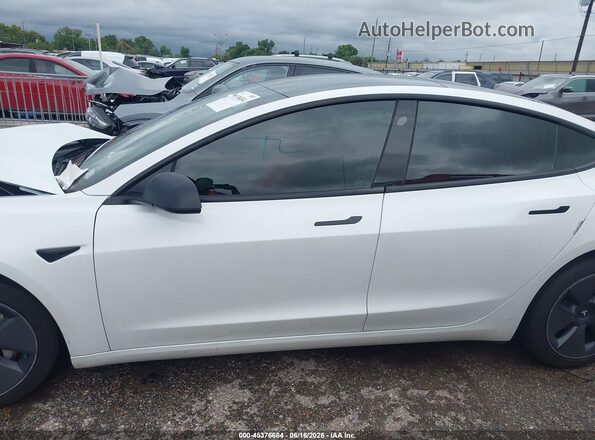 5YJ3E1EB2PF609911 2023 TESLA MODEL 3 White უკანა სალონის ხედი