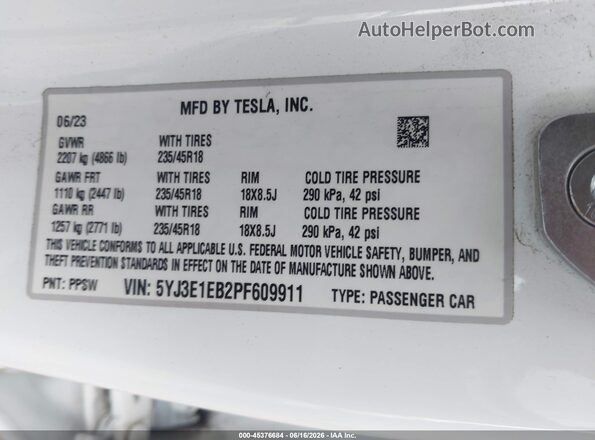 5YJ3E1EB2PF609911 2023 TESLA MODEL 3 White ძრავის განყოფილების ხედი
