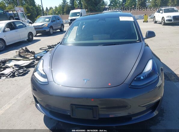 5YJ3E1EB2PF689064 2023 TESLA MODEL 3 Gray უკანა სალონის ხედი