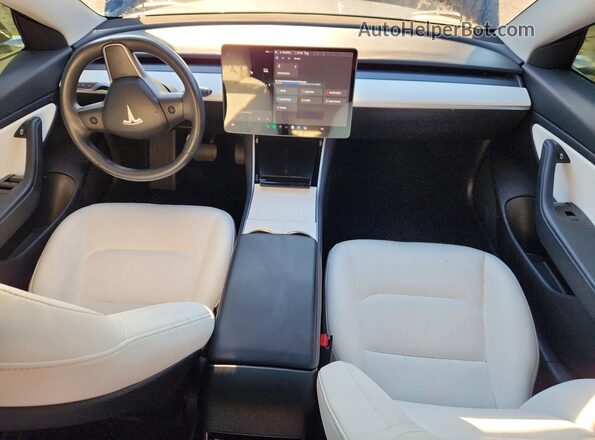 5YJ3E1EB3KF213950 2019 TESLA MODEL Black Vista del salpicadero