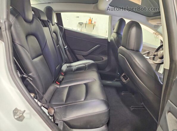 5YJ3E1EB3LF793721 2020 TESLA MODEL Белый Вид задних сидений