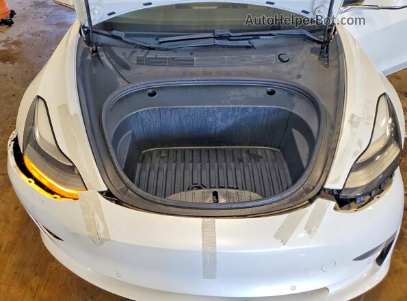 5YJ3E1EB3LF793721 2020 TESLA MODEL Белый Вид задней части салона
