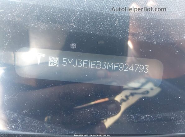 5YJ3E1EB3MF924793 2021 TESLA MODEL 3 White 