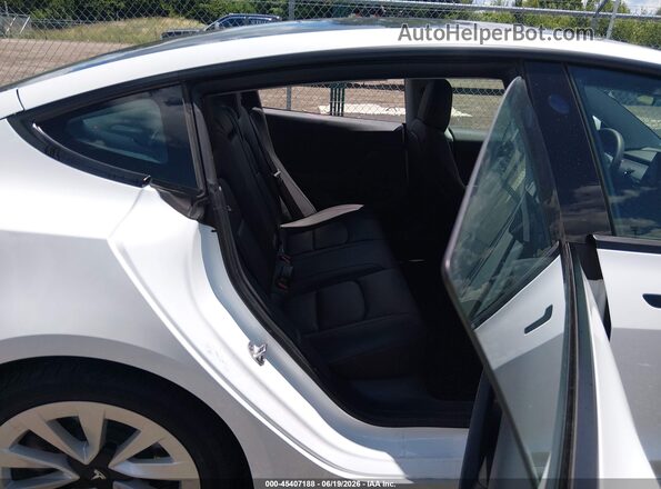 5YJ3E1EB3NF209529 2022 TESLA MODEL 3 White VIN sticker view