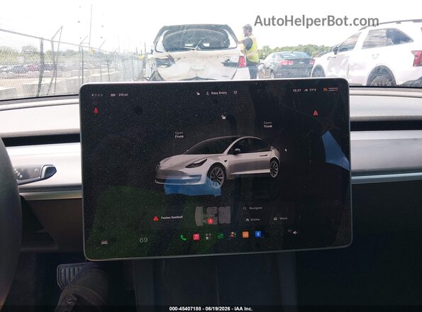 5YJ3E1EB3NF209529 2022 TESLA MODEL 3 White 