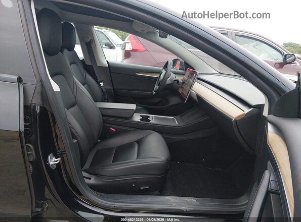 5YJ3E1EB3NF228579 2022 TESLA MODEL 3 Черный Вид салона спереди