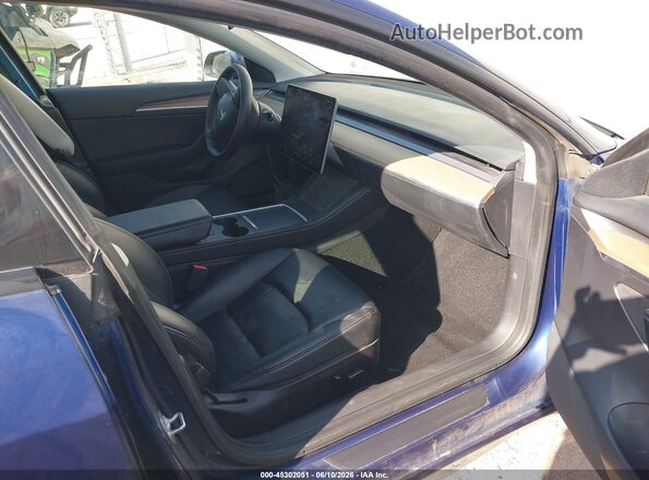 5YJ3E1EB3NF290435 2022 TESLA MODEL 3 Blue Front interior view