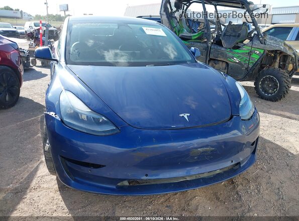 5YJ3E1EB3NF290435 2022 TESLA MODEL 3 Blue Rear interior view