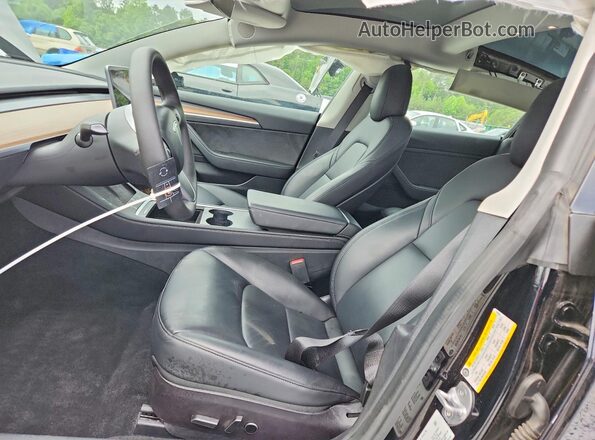 5YJ3E1EB3NF312692 2022 TESLA MODEL Черный Вид салона спереди