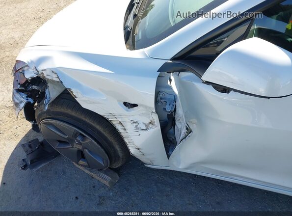 5YJ3E1EB3NF323899 2022 TESLA MODEL 3 Белый Вид задней части салона