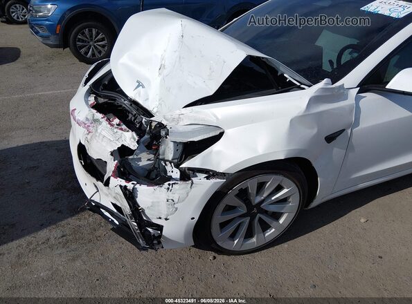 5YJ3E1EB3NF365943 2022 TESLA MODEL 3 White Widok zestawu wskaźników