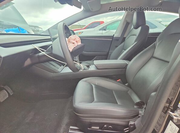 5YJ3E1EB3RF740302 2024 TESLA MODEL Зеленый Вид салона спереди