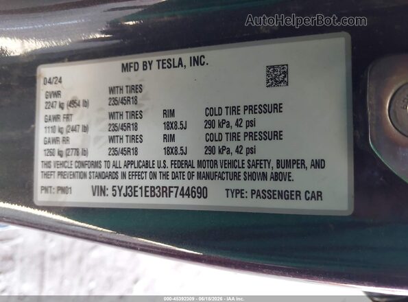 5YJ3E1EB3RF744690 2024 TESLA MODEL 3 Gray Вид підкапотного простору