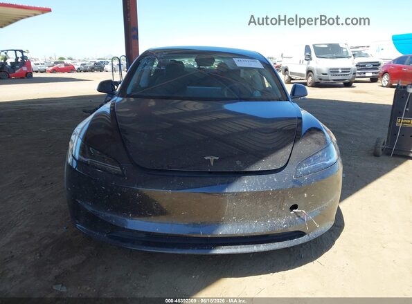 5YJ3E1EB3RF744690 2024 TESLA MODEL 3 Gray Вид панелі приладів