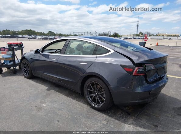 5YJ3E1EB4KF386084 2019 TESLA MODEL 3 Gray 