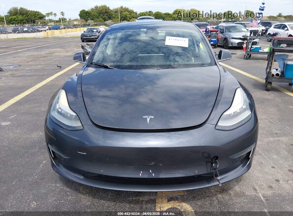 5YJ3E1EB4KF386084 2019 TESLA MODEL 3 Gray 