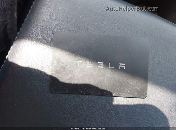 5YJ3E1EB4KF425563 2019 TESLA MODEL 3 Gray Առջևի վահանակի տեսք