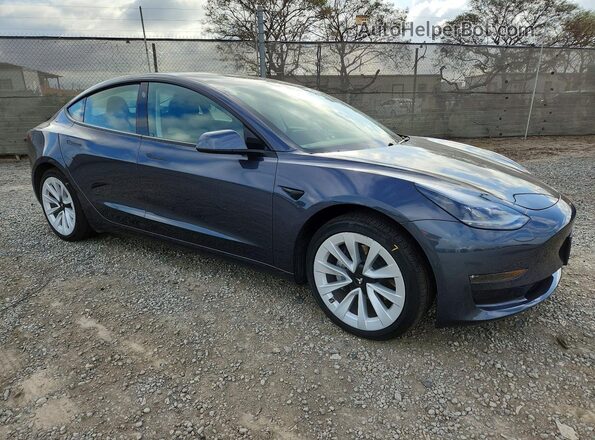 5YJ3E1EB4MF015199 2021 TESLA MODEL Серый Передняя правая четверть