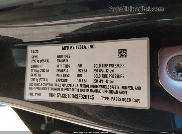 5YJ3E1EB4SF926145 2025 TESLA MODEL 3 Gray Vista del compartimento del motor