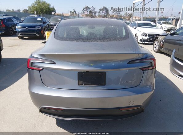 5YJ3E1EB4SF966676 2025 TESLA MODEL 3 Gray 