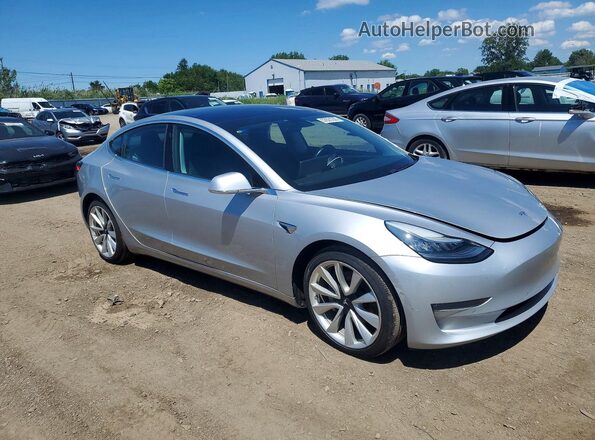 5YJ3E1EB5JF087654 2018 TESLA MODEL Silver წინა მარჯვენა