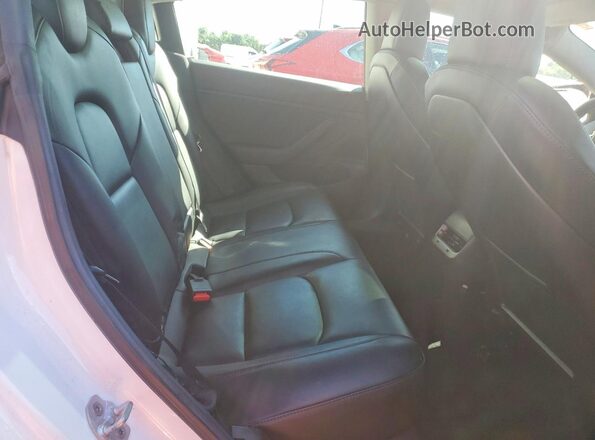 5YJ3E1EB5KF387955 2019 TESLA MODEL Белый Вид задних сидений