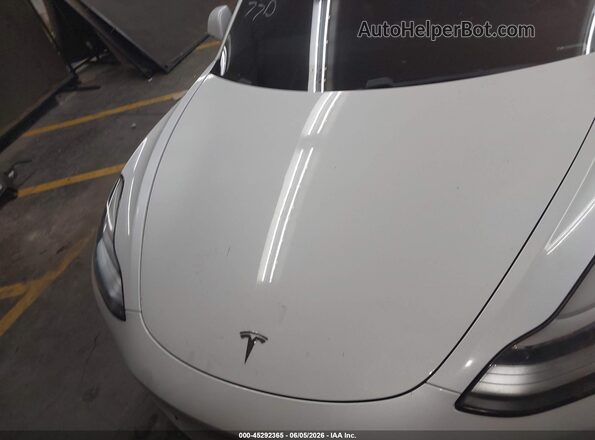 5YJ3E1EB5KF469443 2019 TESLA MODEL 3 White Widok z tyłu