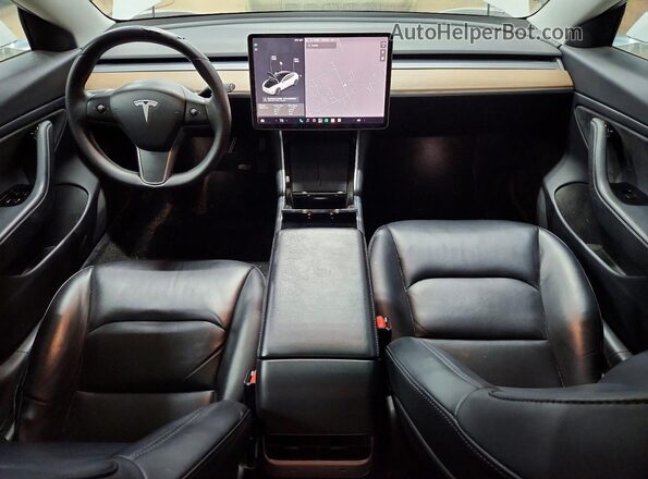 5YJ3E1EB5LF744360 2020 TESLA MODEL White Առջևի վահանակի տեսք