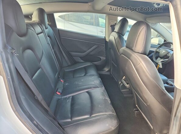 5YJ3E1EB5MF079803 2021 TESLA MODEL White უკანა სავარძლების ხედი