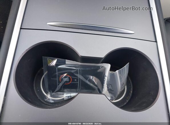 5YJ3E1EB5MF974806 2021 TESLA MODEL 3 Белый Вид панели приборов