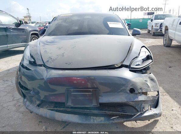 5YJ3E1EB5PF659475 2023 TESLA MODEL 3 Серый Вид панели приборов