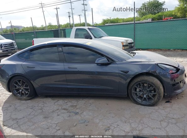 5YJ3E1EB5PF659475 2023 TESLA MODEL 3 Серый Вид щитка приборов