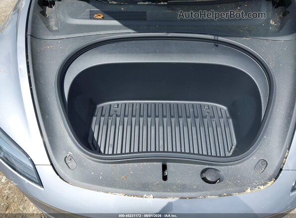 5YJ3E1EB5SF910584 2025 TESLA MODEL 3 Gray Vista trasera