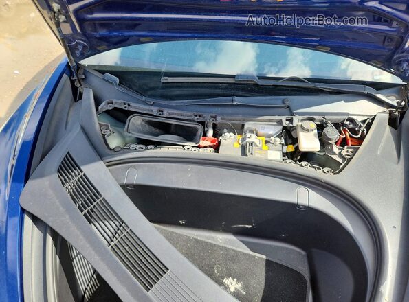 5YJ3E1EB6KF393585 2019 TESLA MODEL Blue უკანა სალონის ხედი